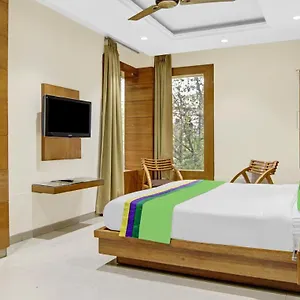 Fortuner, Karol Bagh, New Hotel