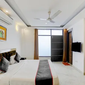 Townhouse Rivasa Regency Hotel