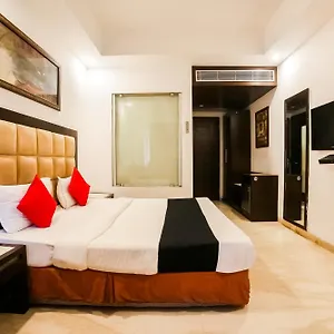 3* Отель Livasa Near Blk Hospital
