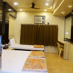 Arnav Aparthotel