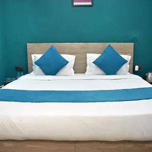 Qotel Rama Rohini Sector-24 Couple Friendly Hotel