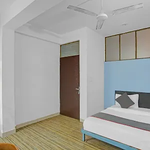 Collection O Jps Near Pvr Vikaspuri 4* Delhi (National Capital Territory of India)